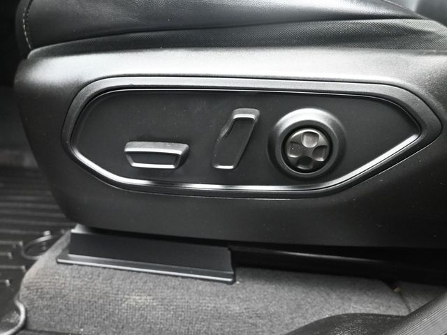 used 2022 Jeep Grand Cherokee car, priced at $27,597