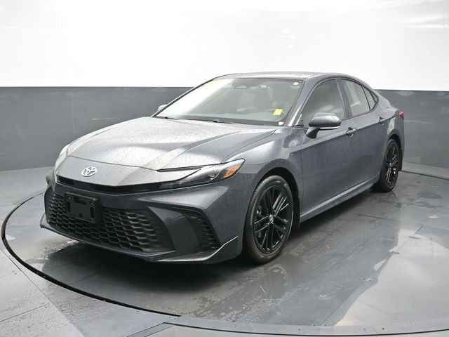 2025 Toyota Camry SE FWD