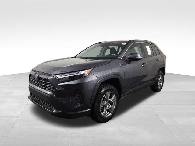 2024 Toyota RAV4 XLE photo
