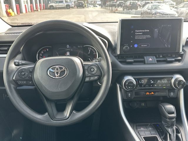 2023 Toyota RAV4 XLE 7