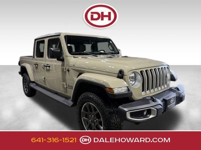 Brown (Gobi Clearcoat) 2020 Jeep Gladiator Pickup Truck Four-Wheel Drive 8-Speed Automatic