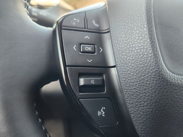 Used 2024 Toyota Prius Hatchback