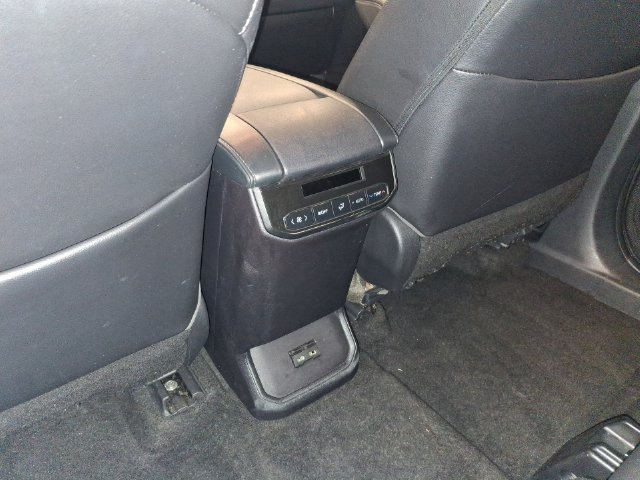 Used 2023 Toyota Highlander SUV