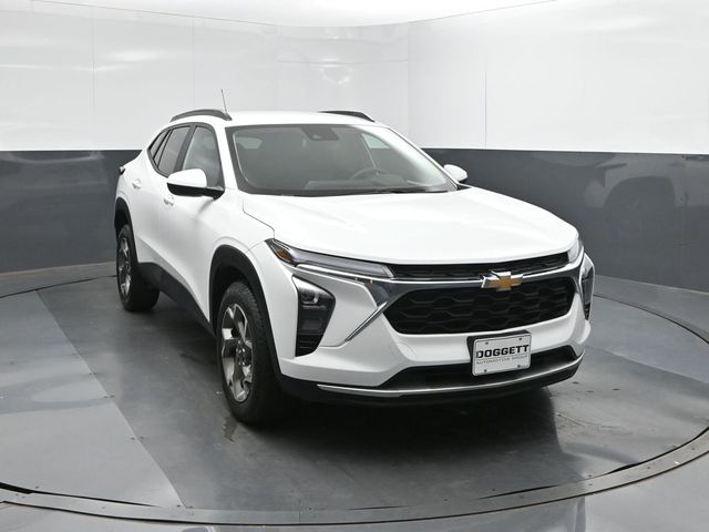 Used 2025 Chevrolet Trax SUV