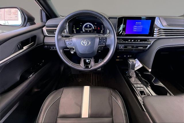 Used 2025 Toyota Camry SE 4D Sedan