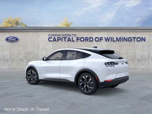 New 2026 White Ford Select image 4
