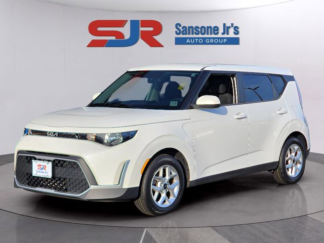 2023 Kia Soul LX FWD