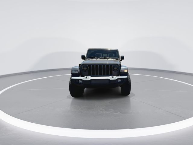 Used 2020 Gray Jeep Sport image 3