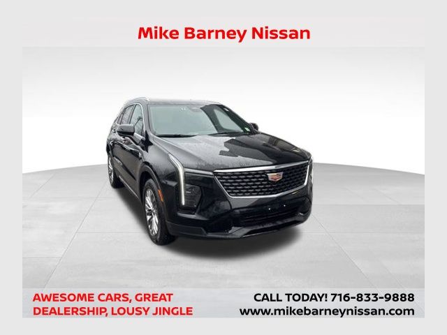  2025 Cadillac XT4 Premium Luxury AWD   