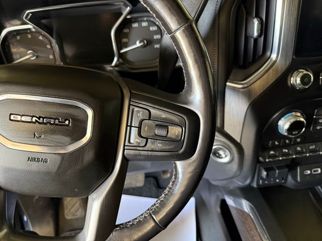 2021 GMC Sierra 1500 Denali photo