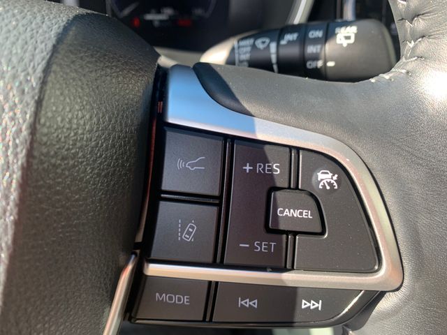 Used 2023 Toyota Highlander SUV
