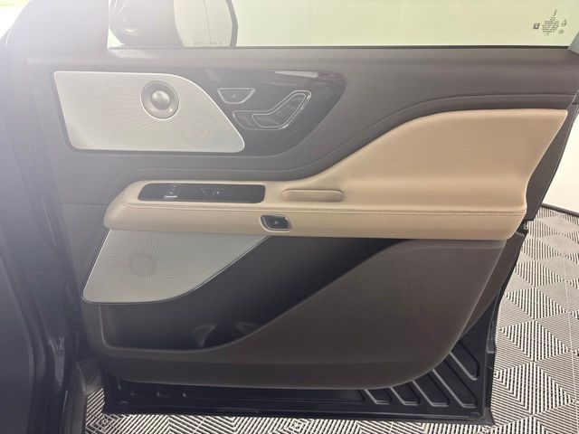 Used 2023 Lincoln Aviator SUV