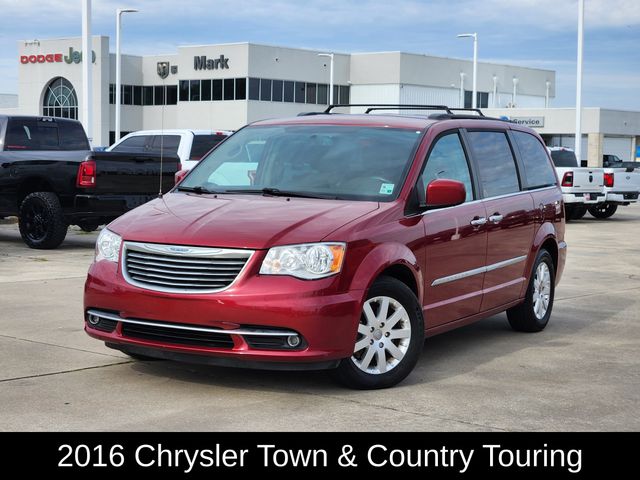 Deep Cherry Red Crystal 2016 Chrysler Town & Country Touring FWD Minivan Front-Wheel Drive 6-Speed Automatic