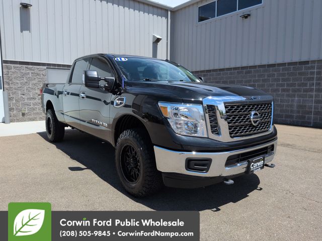 Gray (Magnetic Black) 2018 Nissan Titan Pickup Truck 7-Speed Automatic