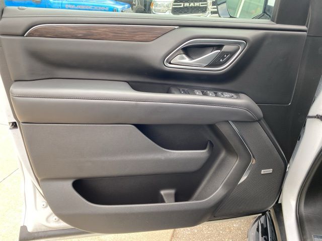 2022 Chevrolet Tahoe LT - Summit White exterior view 10