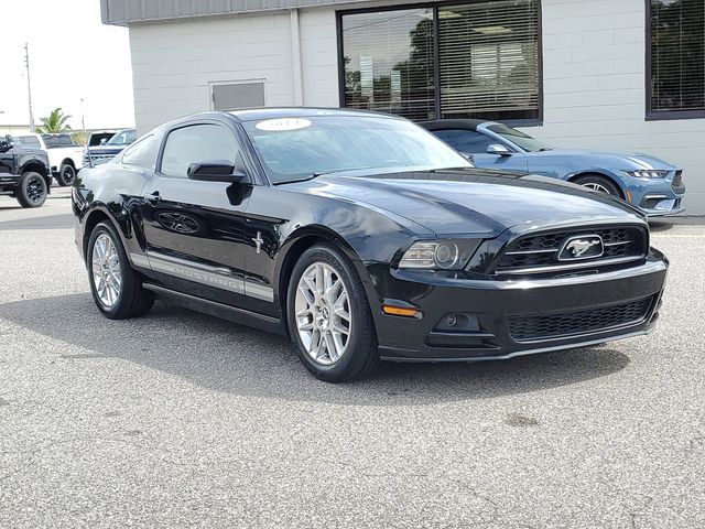 2014 Ford Mustang V6 Premium 3