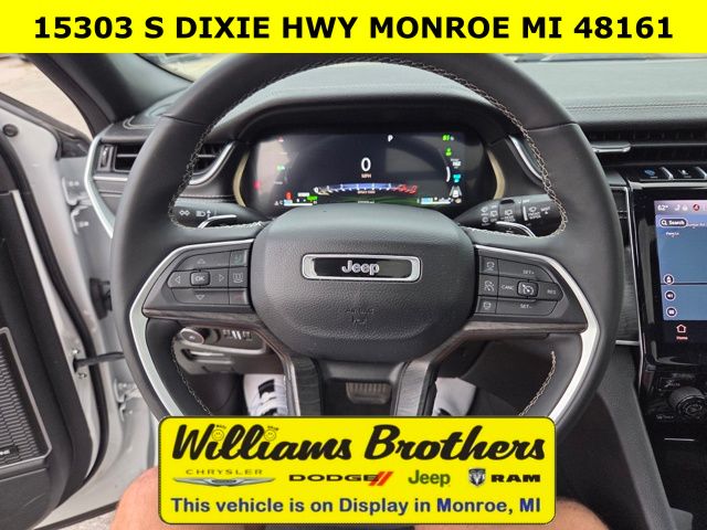 2024 Jeep Grand Cherokee 4xe - Bright White Clearcoat exterior view 12