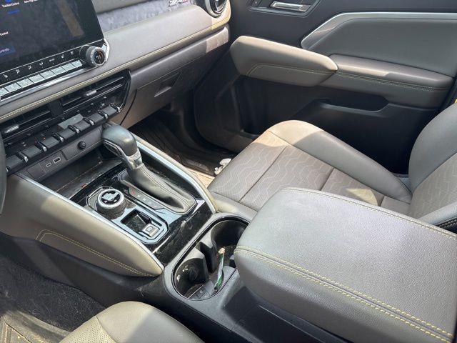 Used 2023 Gray Chevrolet ZR2 image 14