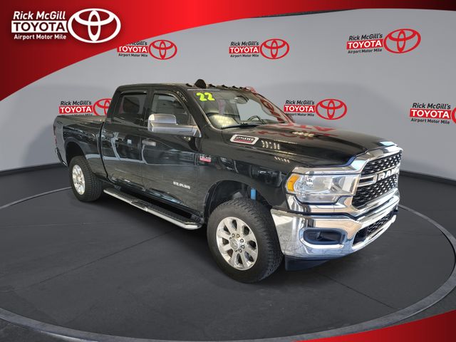 Diamond Black Crystal Pearlcoat 2022 RAM 2500 Big Horn Crew Cab 4WD Pickup Truck Four-Wheel Drive 8-Speed Automatic