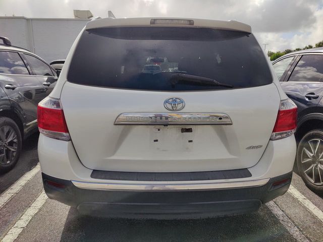 2013 Toyota Highlander Base Plus V6 3