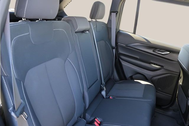 Used Car 2025 Jeep Grand Cherokee  Laredo For Sale Under $35,000 In Austin, Texas