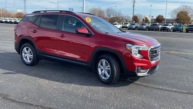 2022 GMC Terrain SLE 2