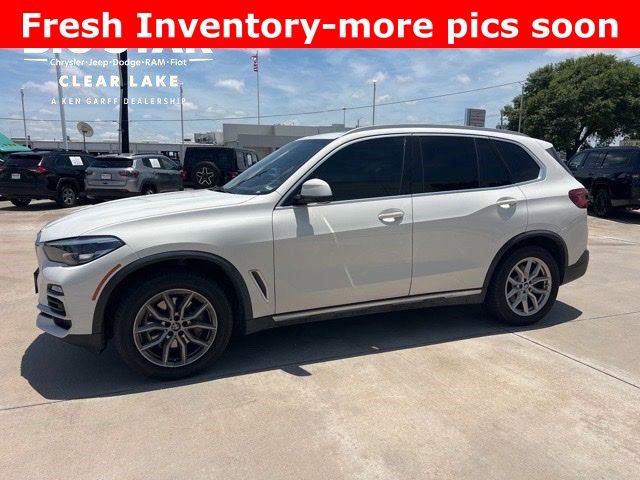 2019 BMW X5 xDrive40i White at Ultimate Motorsports