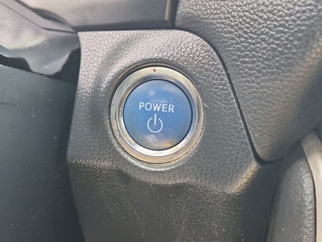 2020 Toyota RAV4 Hybrid - Image 22
