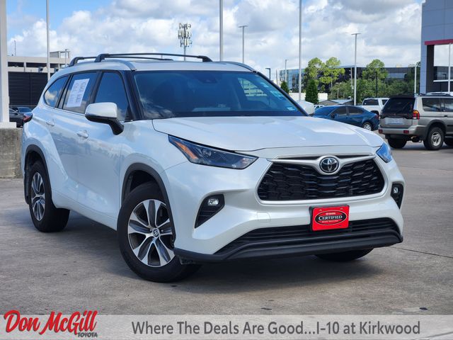 Pearl 2026 Toyota Highlander SUV / Crossover All-Wheel Drive 8-Speed Automatic