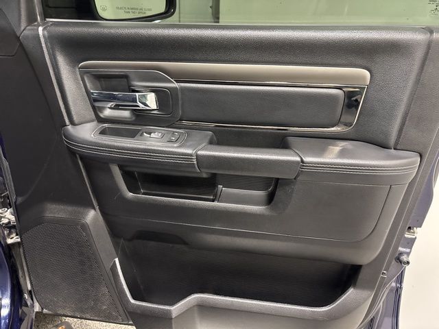 2016 RAM 1500 Sport photo