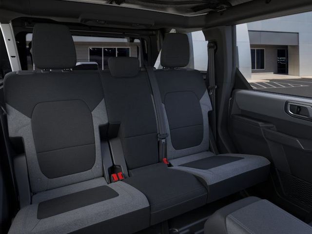 2026 Ford Bronco Base:168747