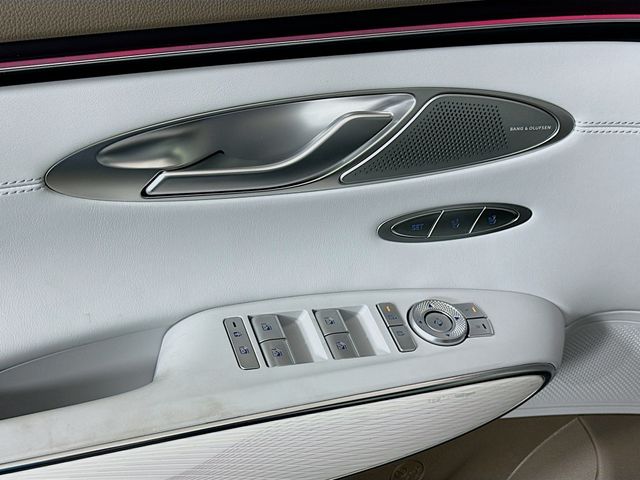 Thumbnail: 2026 Genesis GV70 - 20