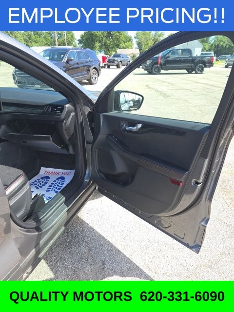 2026 Ford Escape ST-Line - Photo 30