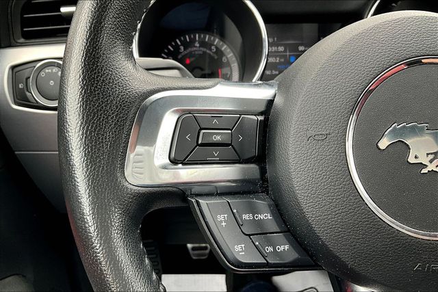 2016 Ford Mustang EcoBoost Premium - 9