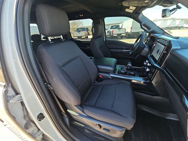 Used 2023 Gray Ford XLT image 30