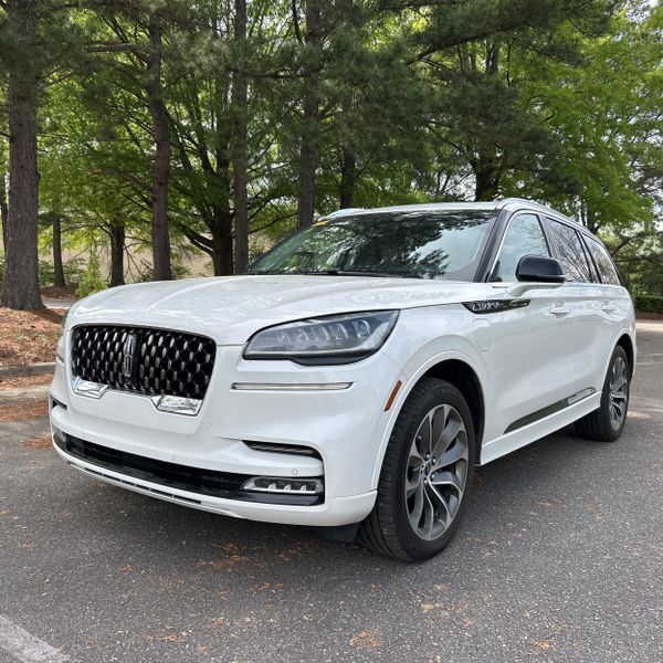 White 2021 Lincoln Aviator Grand Touring AWD SUV / Crossover All-Wheel Drive Automatic
