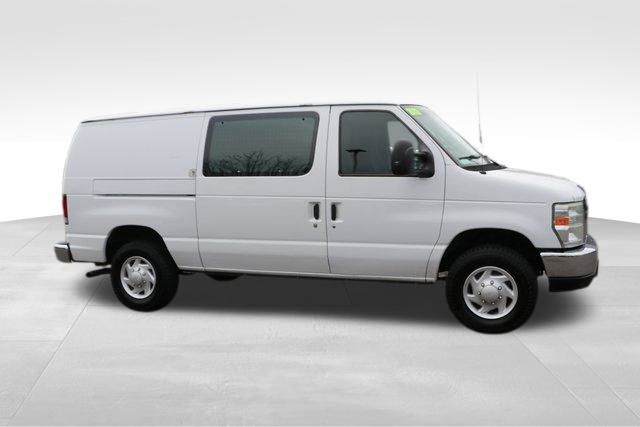 2009 Ford E-250 Commercial 12