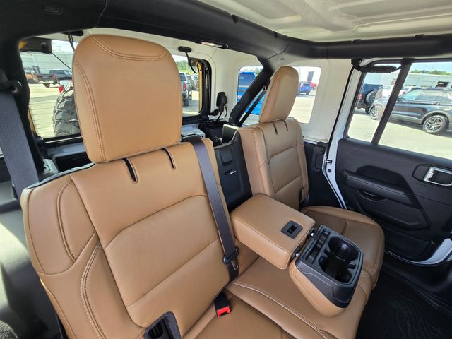 2023 Jeep Wrangler Rubicon:46331A