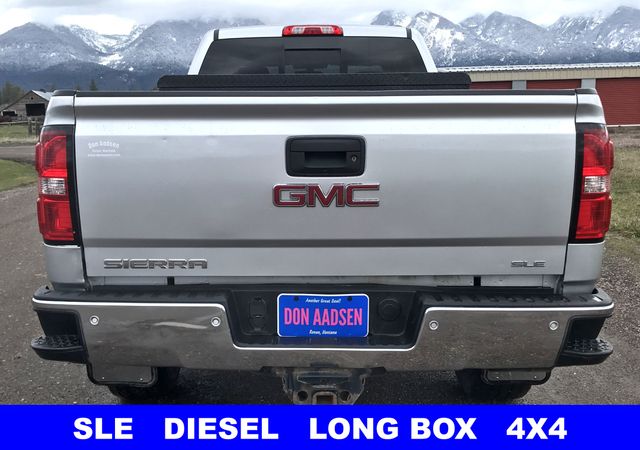 Used 2017  GMC SLE image 19