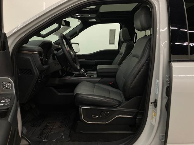 2023 Ford F-150 Lightning Lariat