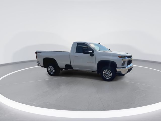 Used 2022 White Chevrolet LT image 13