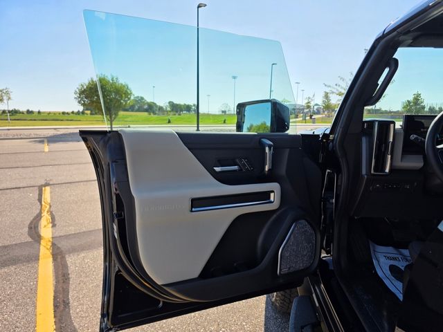 2026 GMC HUMMER EV SUV 2X 4WD