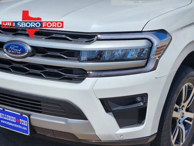 2024 Star White Metallic Tri-Coat Ford Expedition XLT 4X4 SUV