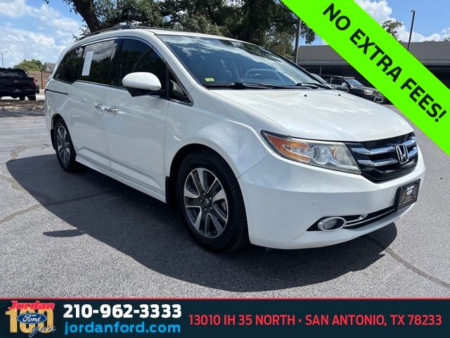  2015 Honda Odyssey Touring FWD   