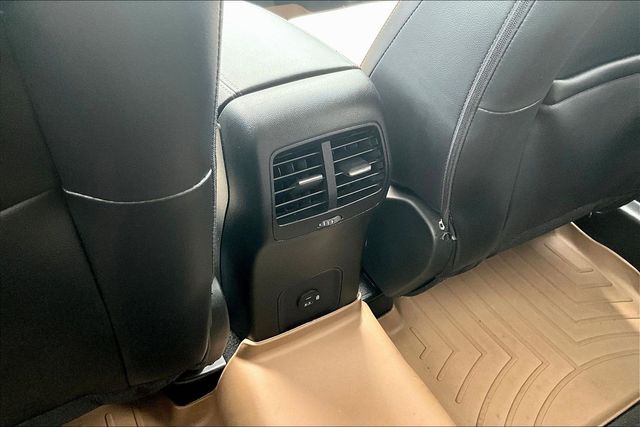 2022 Ford Escape Titanium - 9