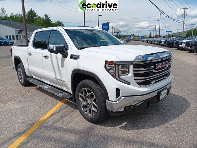 Summit White 2026 GMC Sierra 1500 SLT Crew Cab 4WD Pickup Truck Four-Wheel Drive Automatic