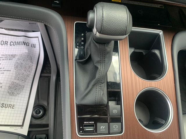 Used 2024 Toyota Sienna Van