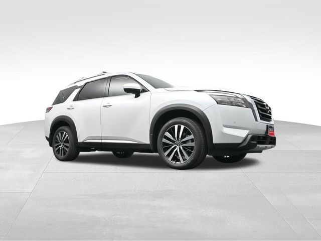 2025 Nissan Pathfinder Platinum 43