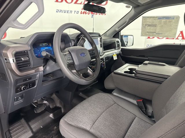2025 Agate Black Metallic Ford F-150 XL 4X4 Truck