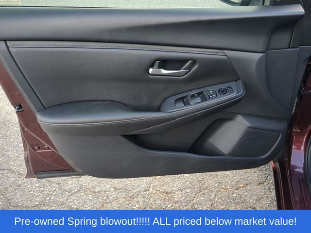 Used 2025 Rosewood Metallic Nissan SV image 20